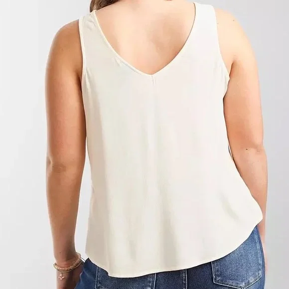 Day Trip Tank Top - Picture 3 of 10